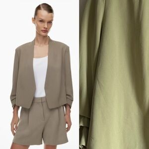 Aritzia Babaton Sz 6 Power Waist Light Green Open Front Blazer
